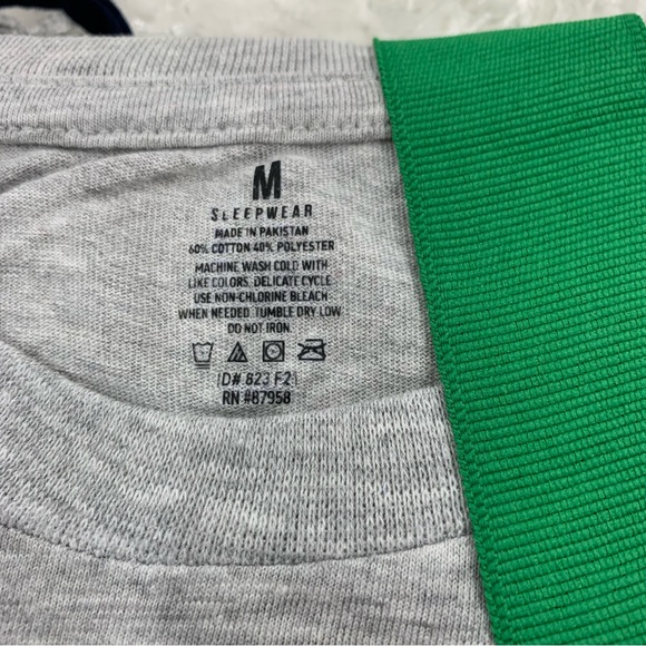 Men’s 2-Piece Holiday Sleepwear Set Basic Resources Hohoho Collection New - Picture 4 of 7